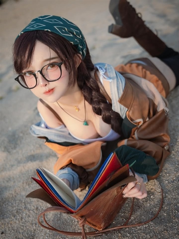 《怪物猎人：荒野》阿尔玛Cos：这谁顶得住