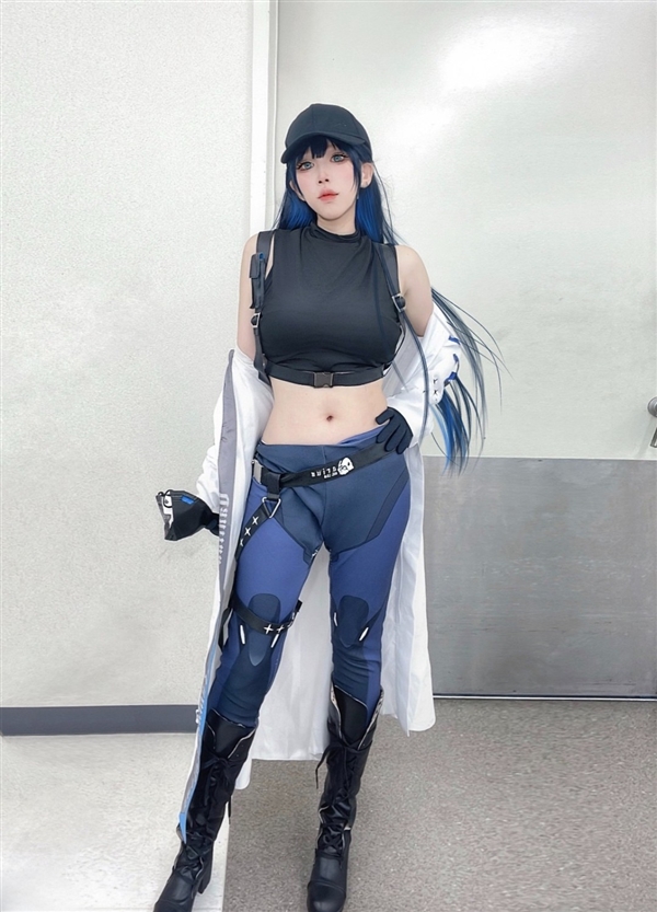 日本性感小姐姐Cos尼尔2B:非常吸睛